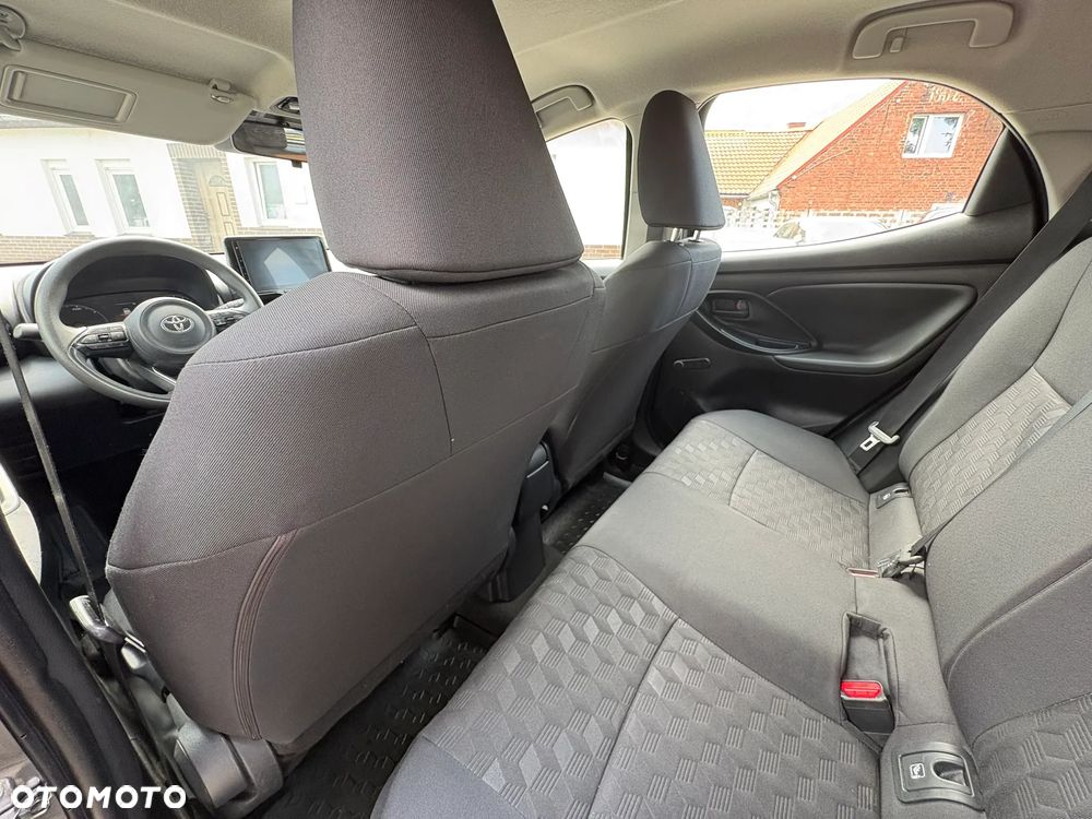Toyota Yaris - 17