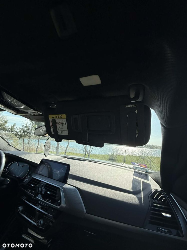 BMW X4 xDrive20d - 11