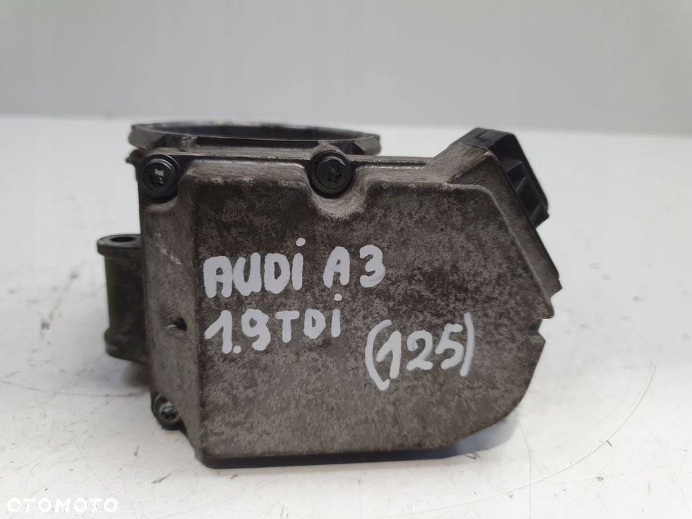 PRZEPUSTNICA Audi A3 II 8P 1.9 TDI _ 03G128063 V100 - 1