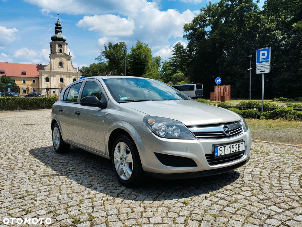 Opel Astra 1.4 Essentia - 10