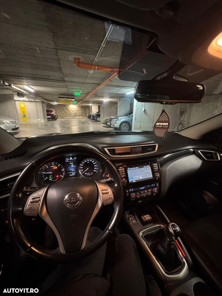 Nissan Qashqai 1.6 DCI Start/Stop 4X4-i Tekna - 11