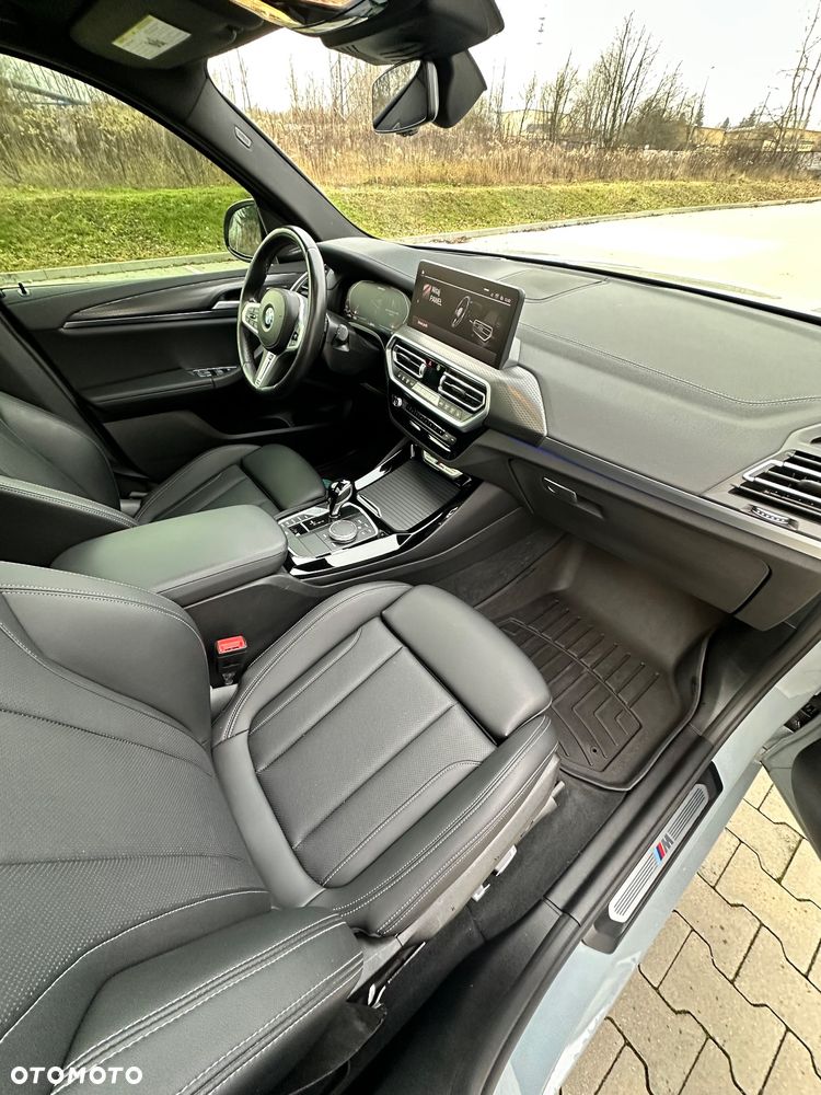 BMW X3 M Standard - 24