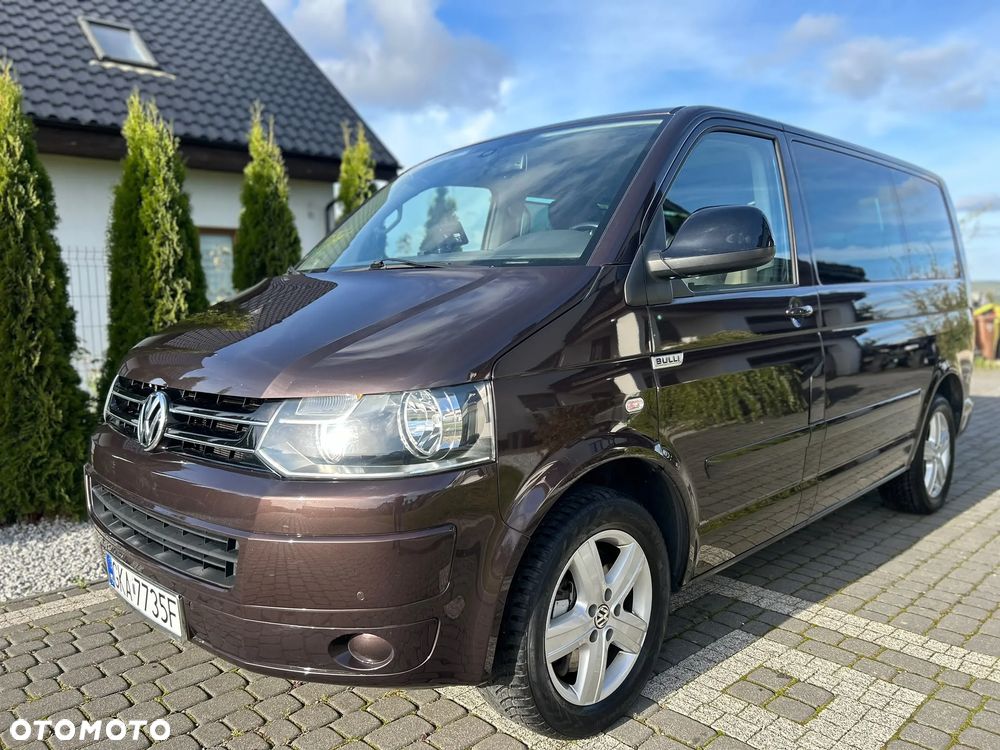 Volkswagen Caravelle - 36