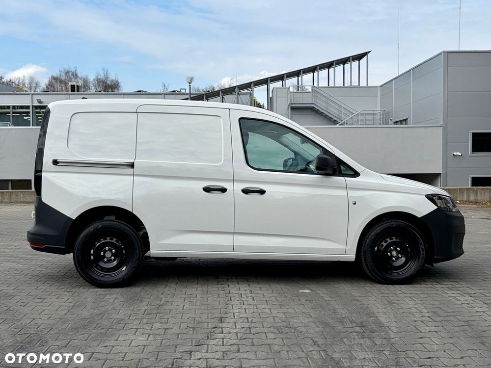 Volkswagen Caddy Cargo silnik: 2,0 l TDI EU6 SCR  75 kW skrzynia biegów: manualna 6 -biegowa rozstaw osi: 2755 mm - 13