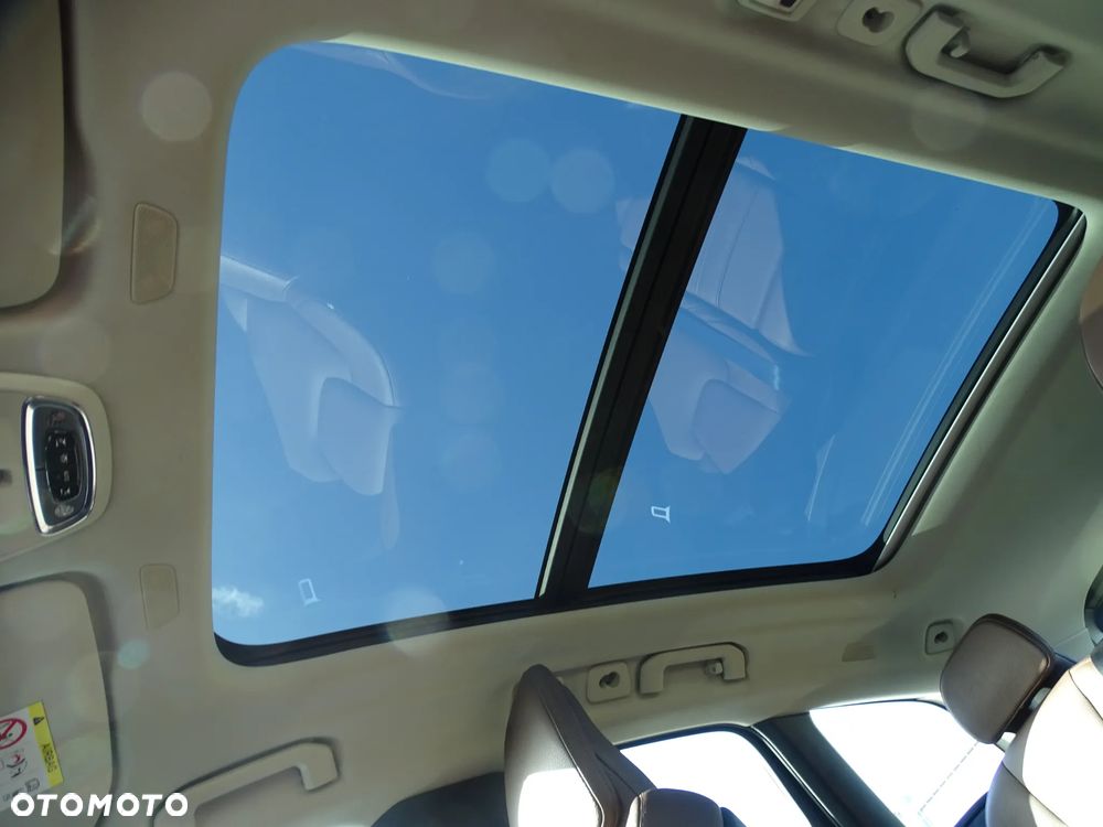 Volvo XC 60 T8 AWD Recharge Geartronic Inscription - 27