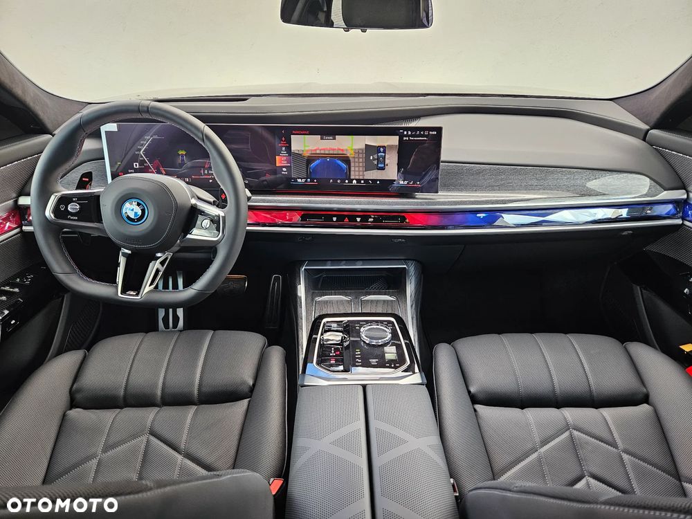 BMW Seria 7 M760e PHEV xDrive sport - 17
