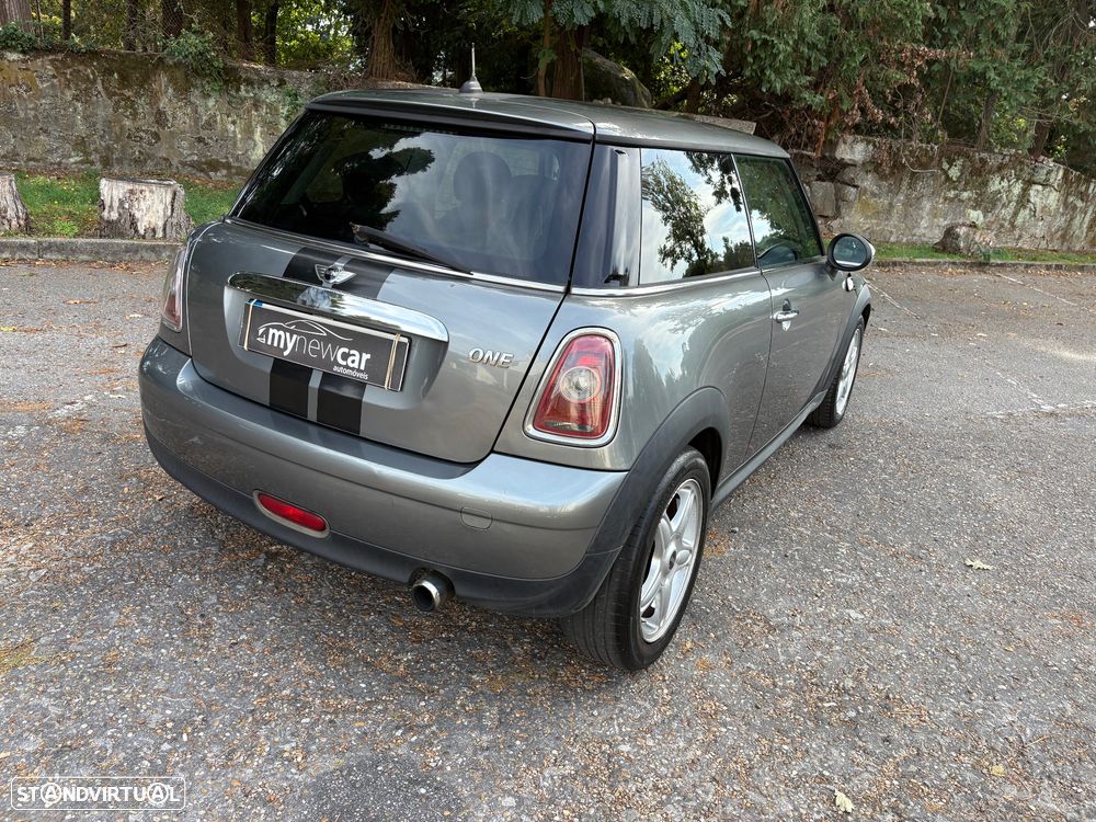 MINI 3 Portas - 8