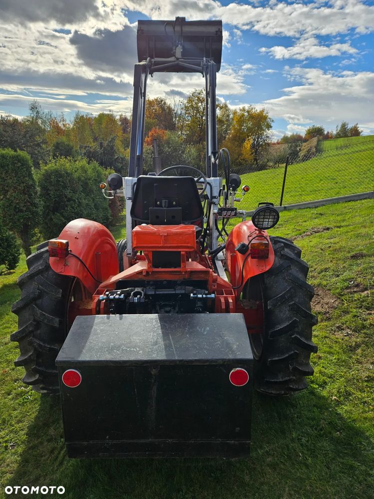 Inny Nuffield 350 - 7