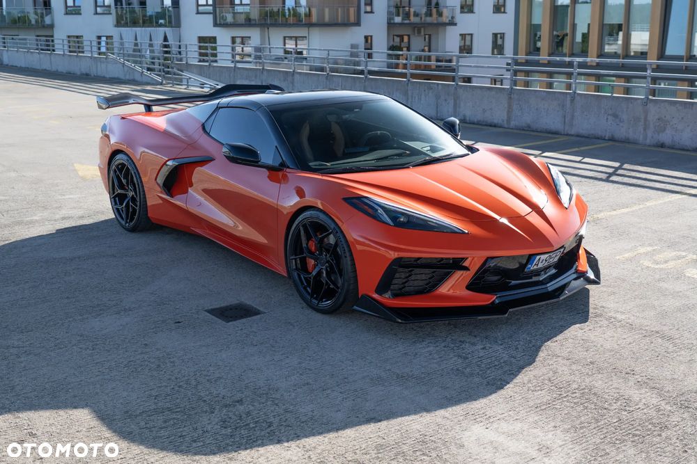 Chevrolet Corvette - 11