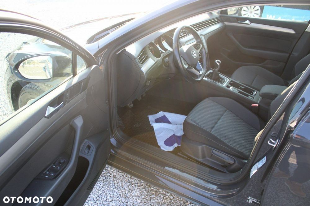 Volkswagen Passat 1.5 TSI EVO Essence - 15
