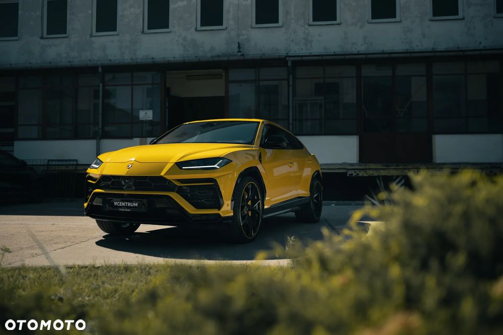 Lamborghini Urus Standard - 22