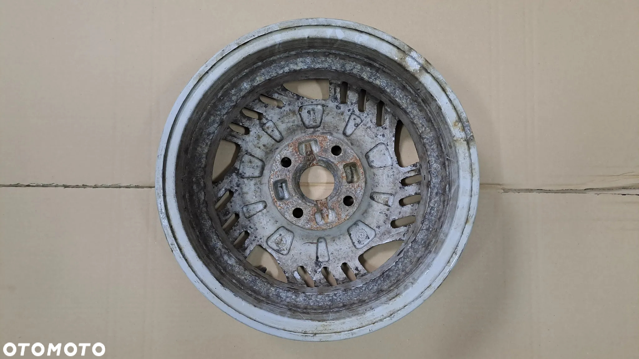 Felgi Aluminiowe 13 Renault 5 4x100 ET 36 - 9