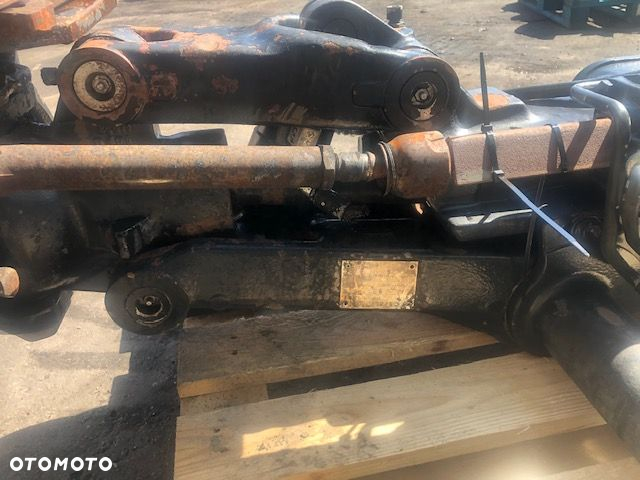 New Holland Carraro 2025s  - T 5710 - 4