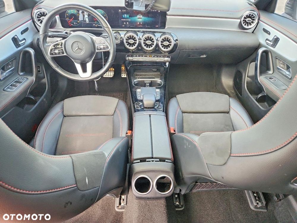 Mercedes-Benz CLA 250 4Matic 7G-DCT AMG Line - 7