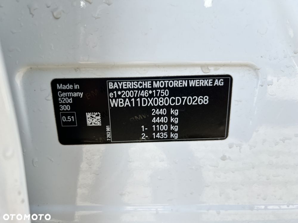 BMW Seria 5 520d M Sport - 35