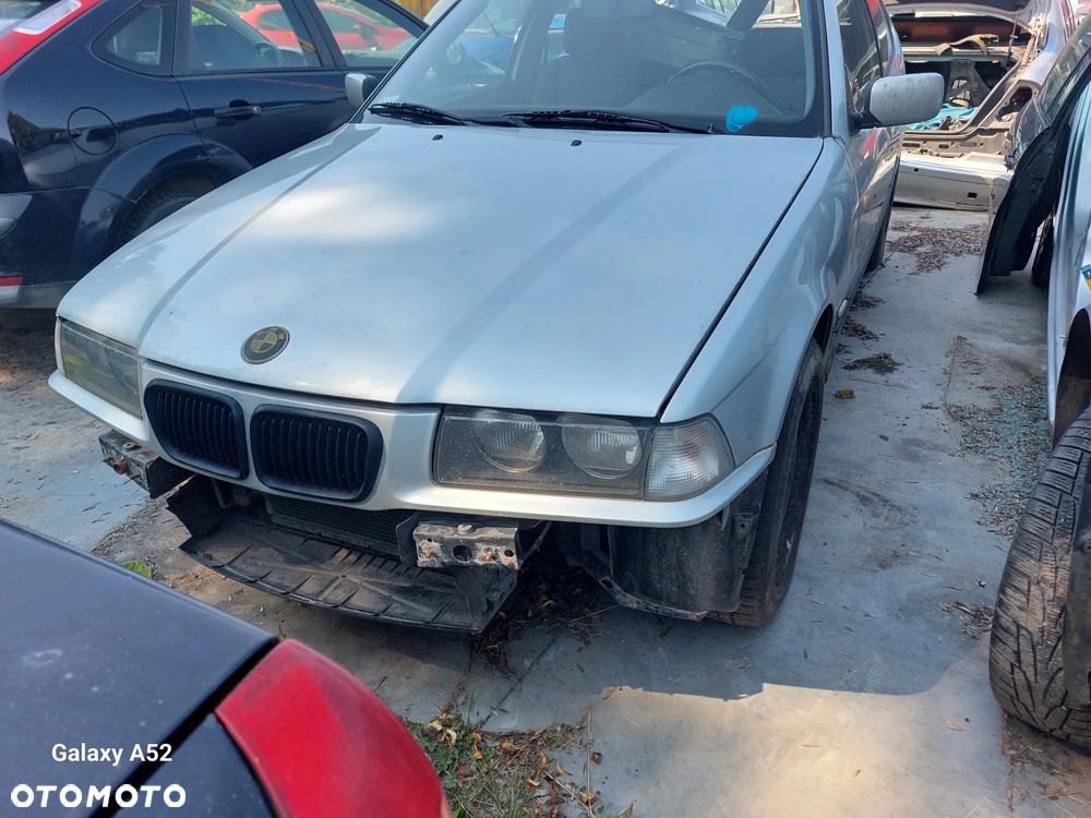Maska BMW 316I 99R. zderzaki,lampy,drzwi,klapa.... - 1