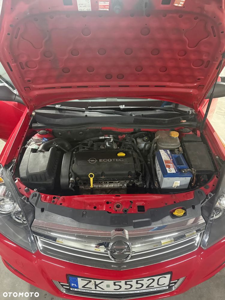 Opel Astra 1.6 - 18