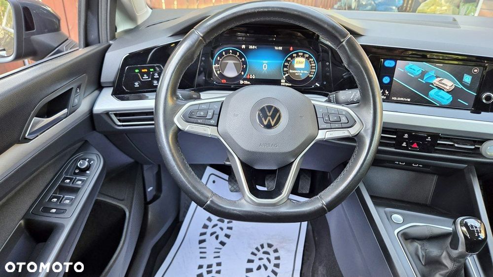Volkswagen Golf - 21