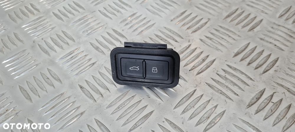 AUDI A8 D4 Przełącznik Klapy - 1
