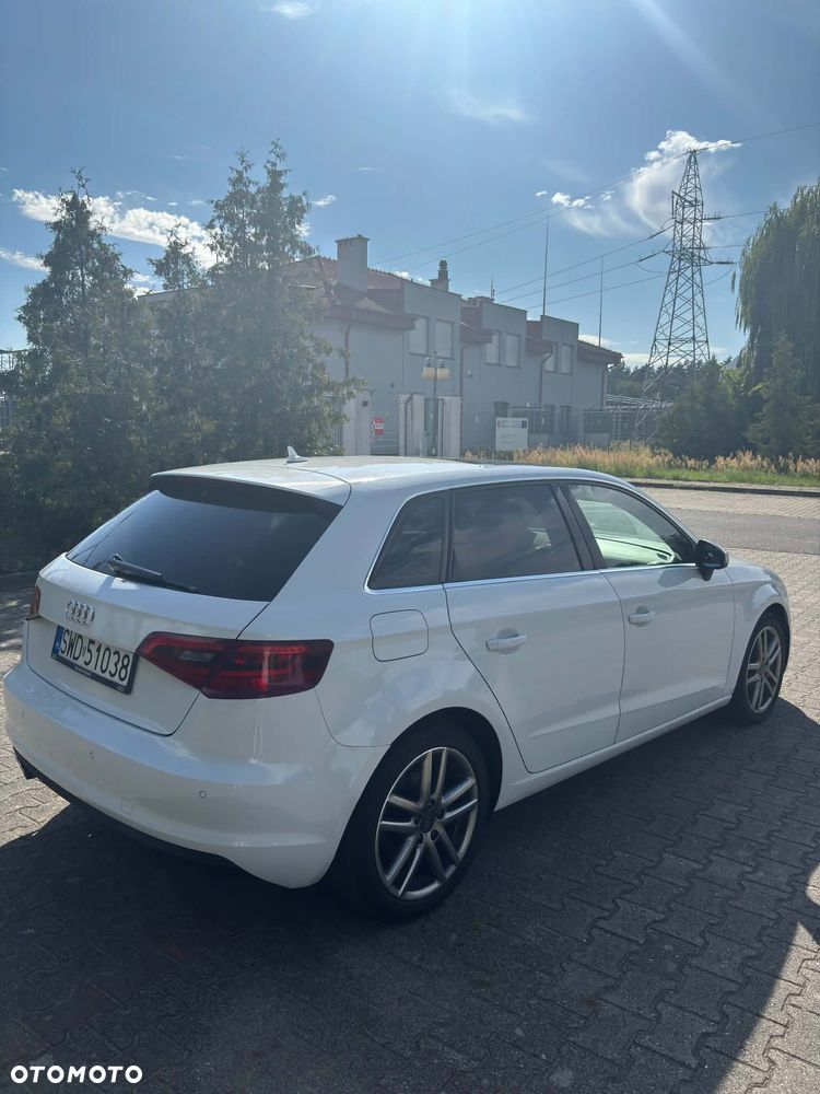 Audi A3 Sportback 2.0 TDI (clean diesel) Ambiente - 4