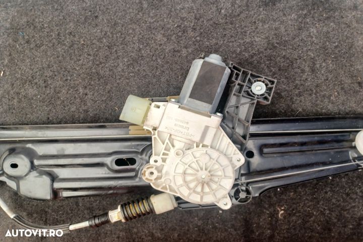 Macara geam spate stanga electrica 7208017 7746023702 7182121F10S 942 - 5