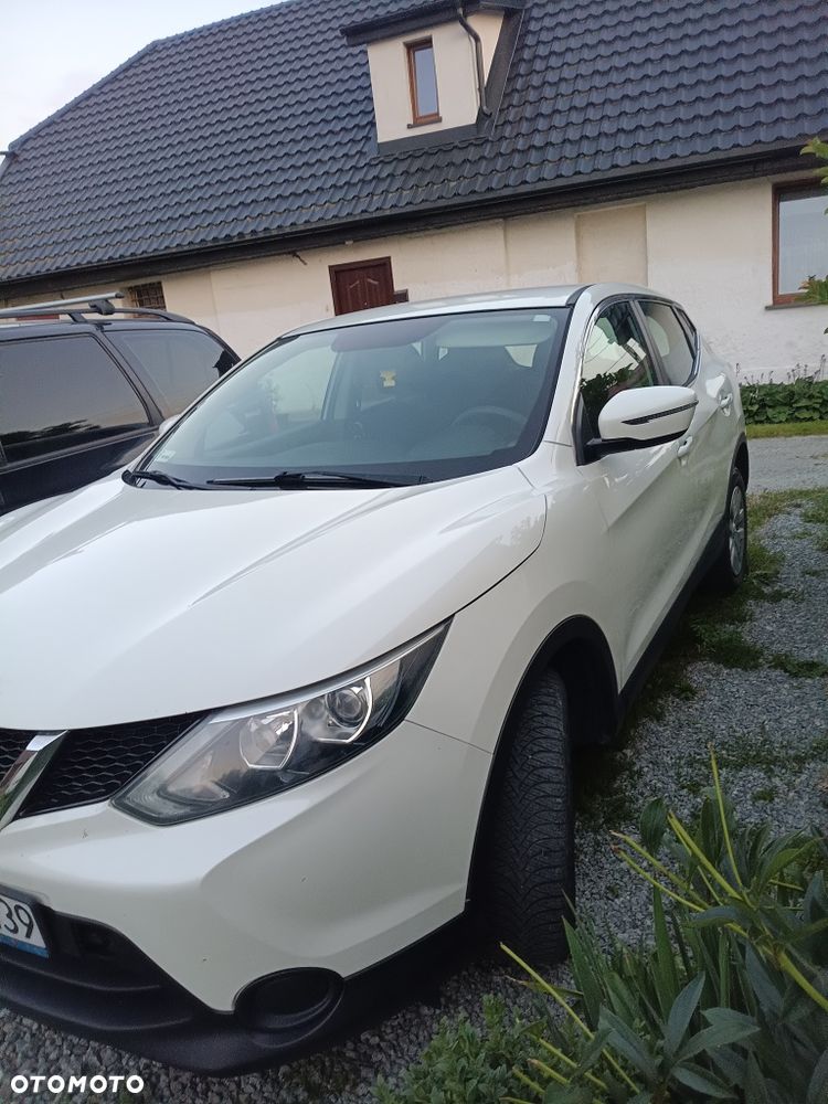 Nissan Qashqai - 2