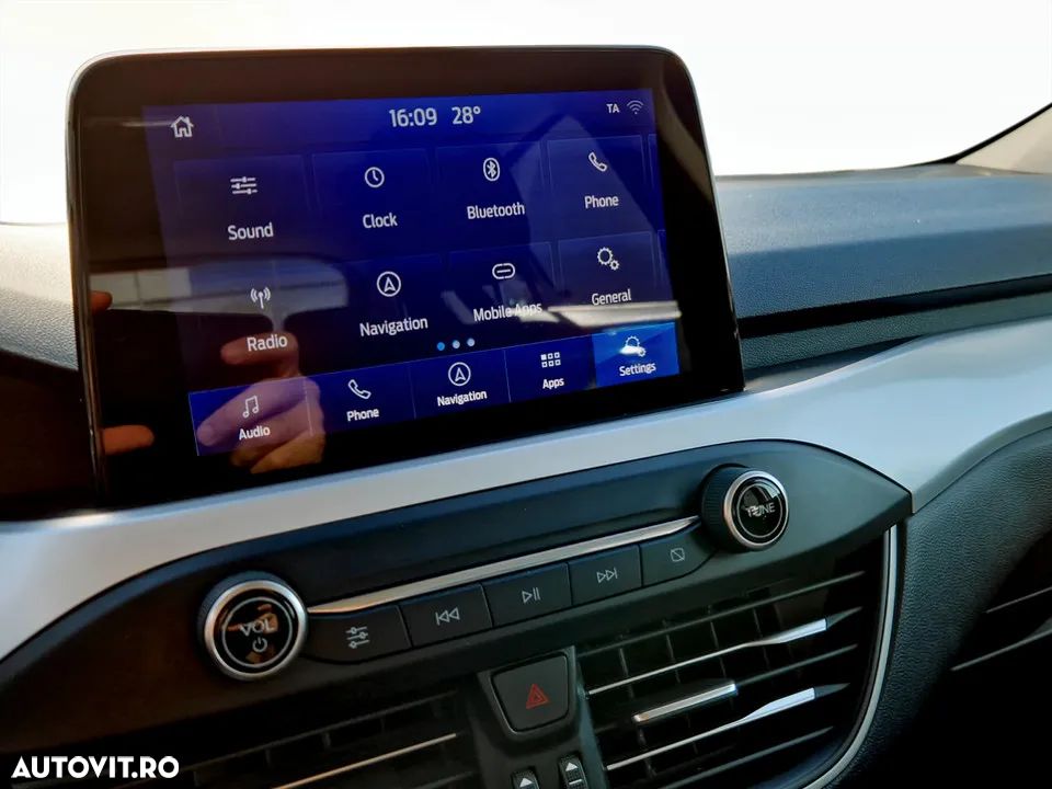 Ford Focus 1.0 EcoBoost Trend - 22