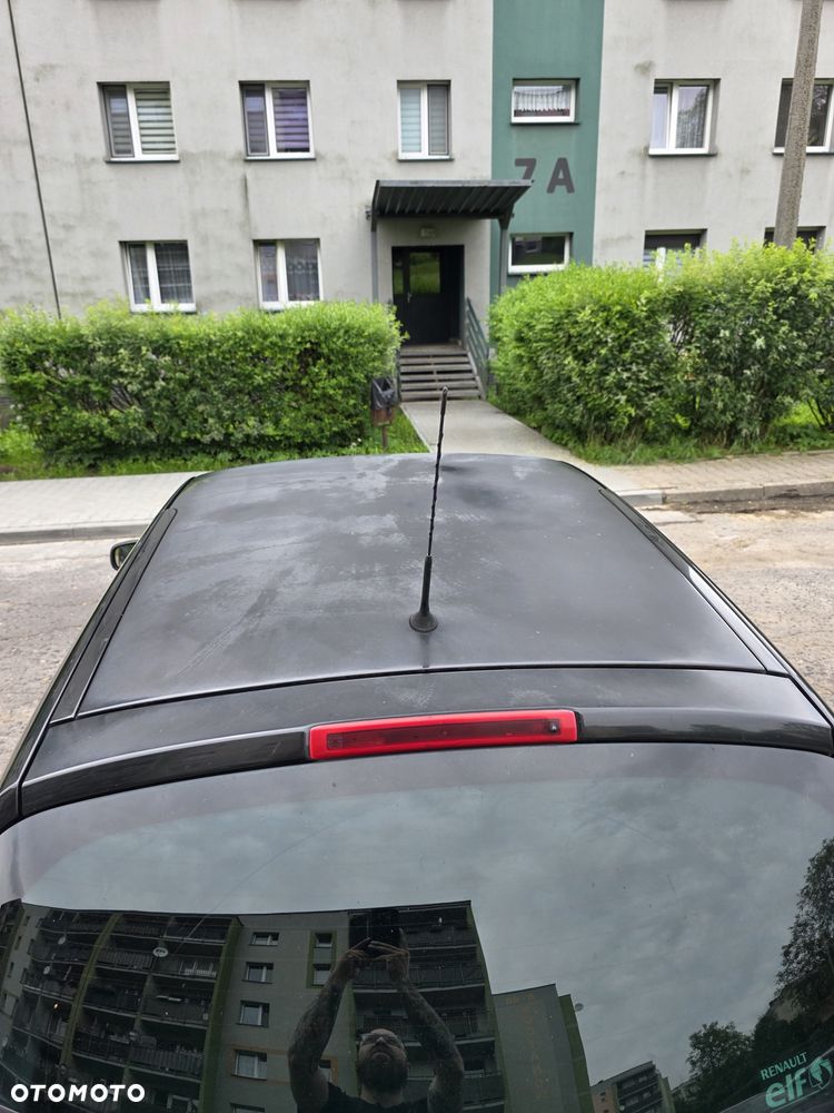 Renault Clio - 8