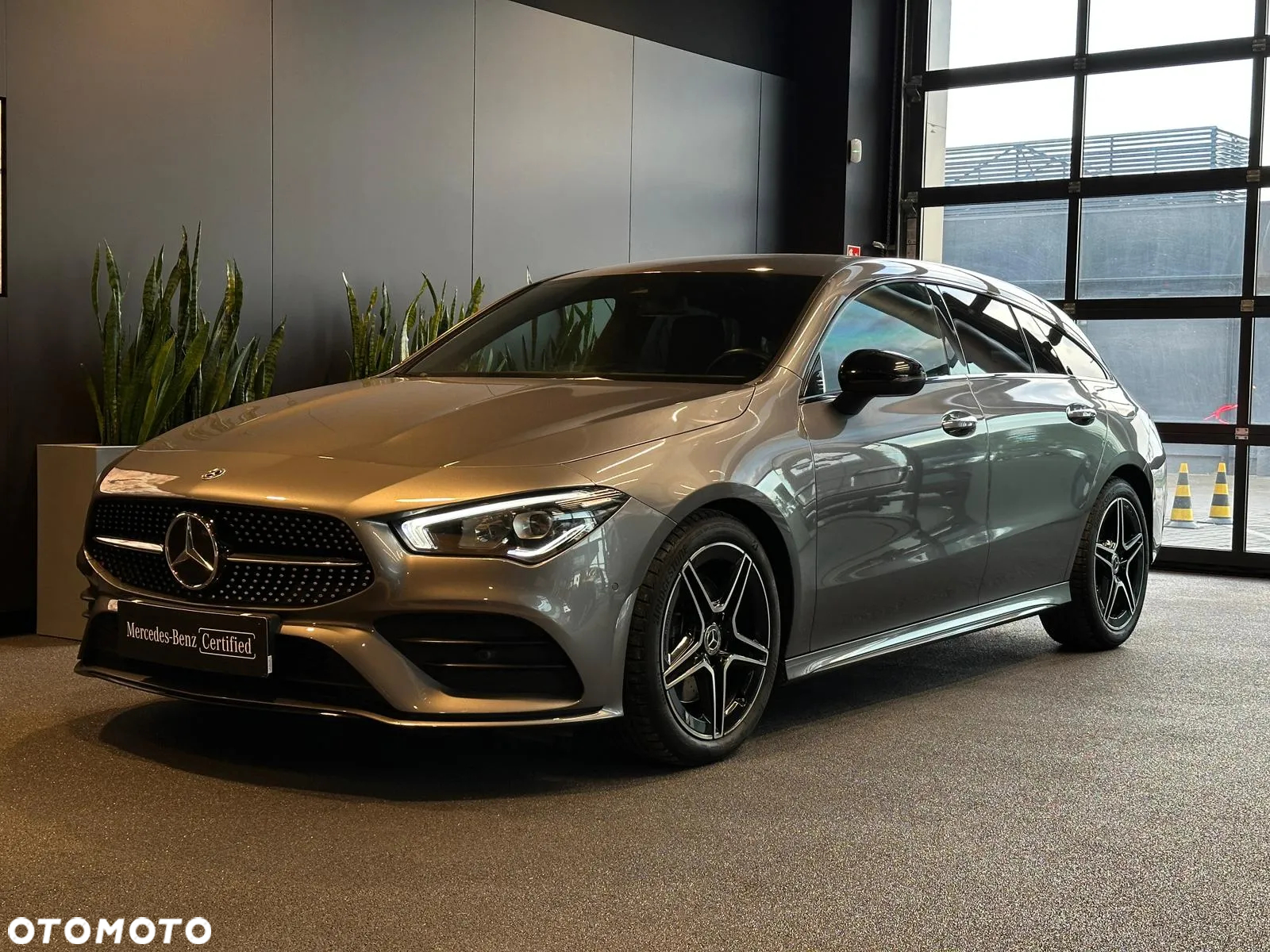 Mercedes-Benz CLA 200 AMG Line 7G-DCT - 2