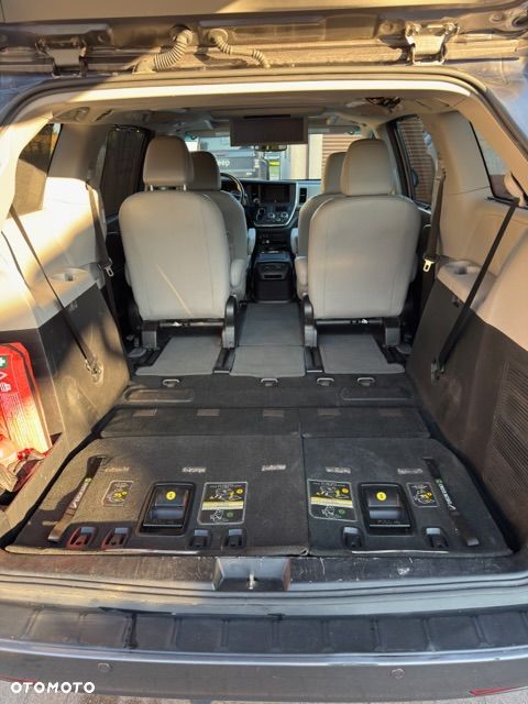 Toyota Sienna 3.5 V6 Limited AWD - 8