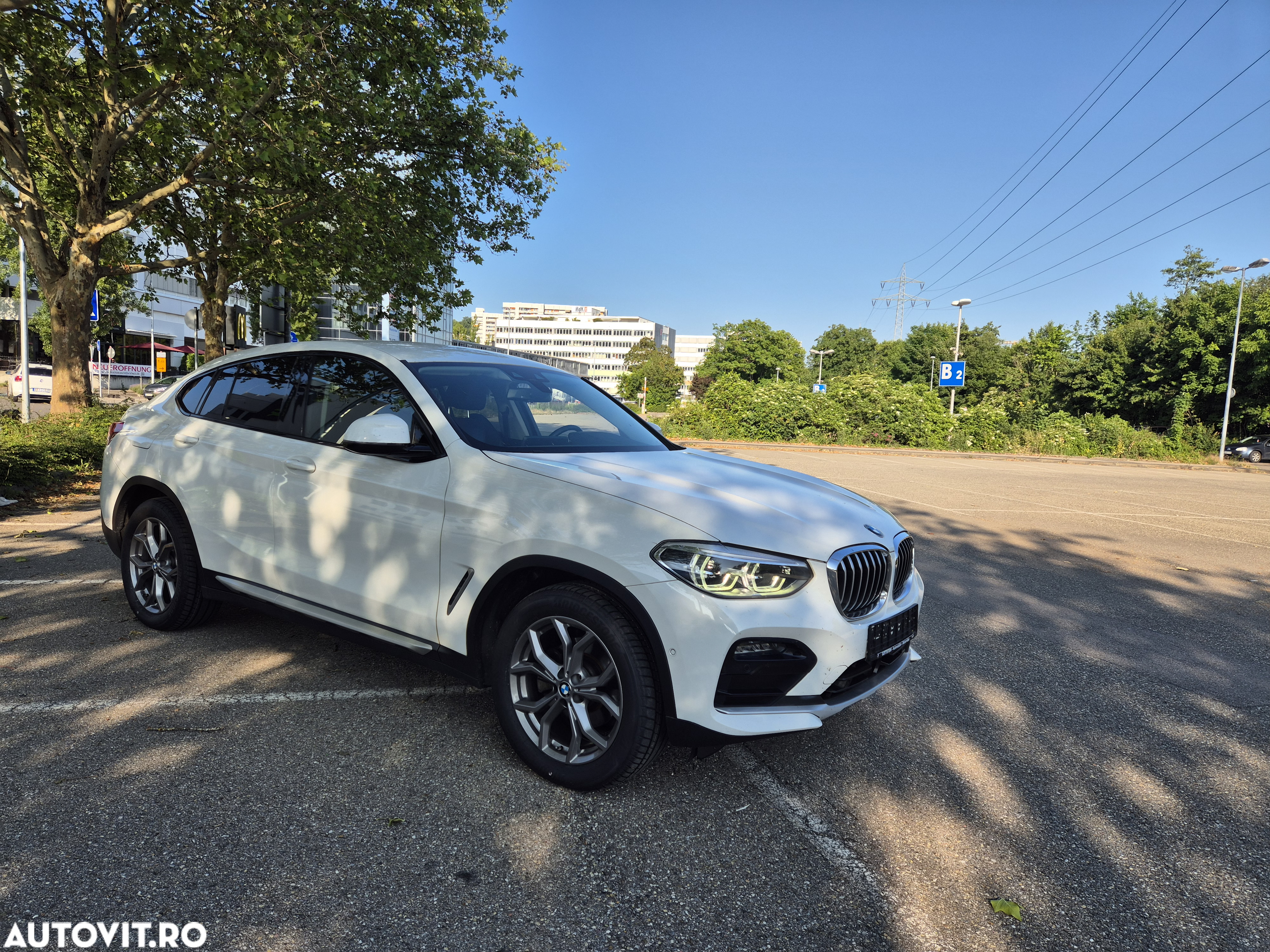 BMW X4 xDrive20d xLine - 13