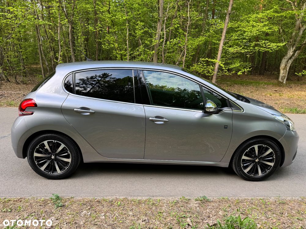 Peugeot 208 PureTech 110 Stop & Start EAT6 Tech Edition - 11