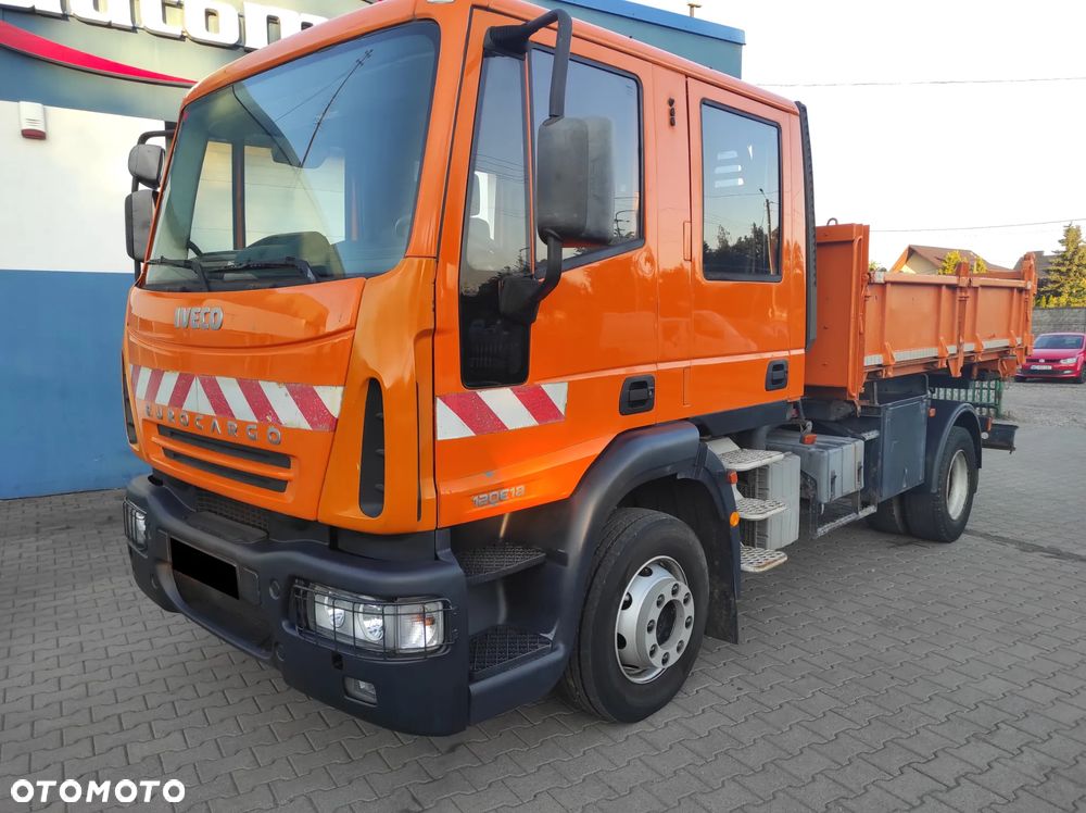 Iveco Eurocargo 120E18 Wywrotka 3str Doka/Brygadówka 7 osób - 1
