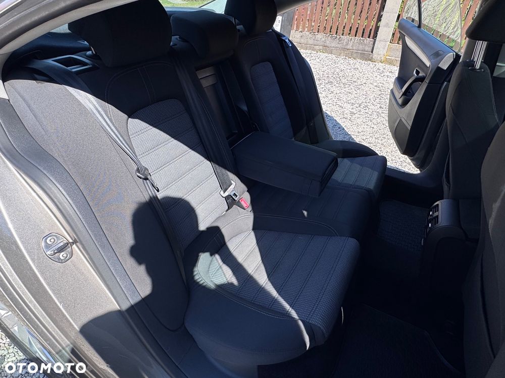 Volkswagen Passat CC 2.0 TDI BlueMotion Technology Exclusive - 14