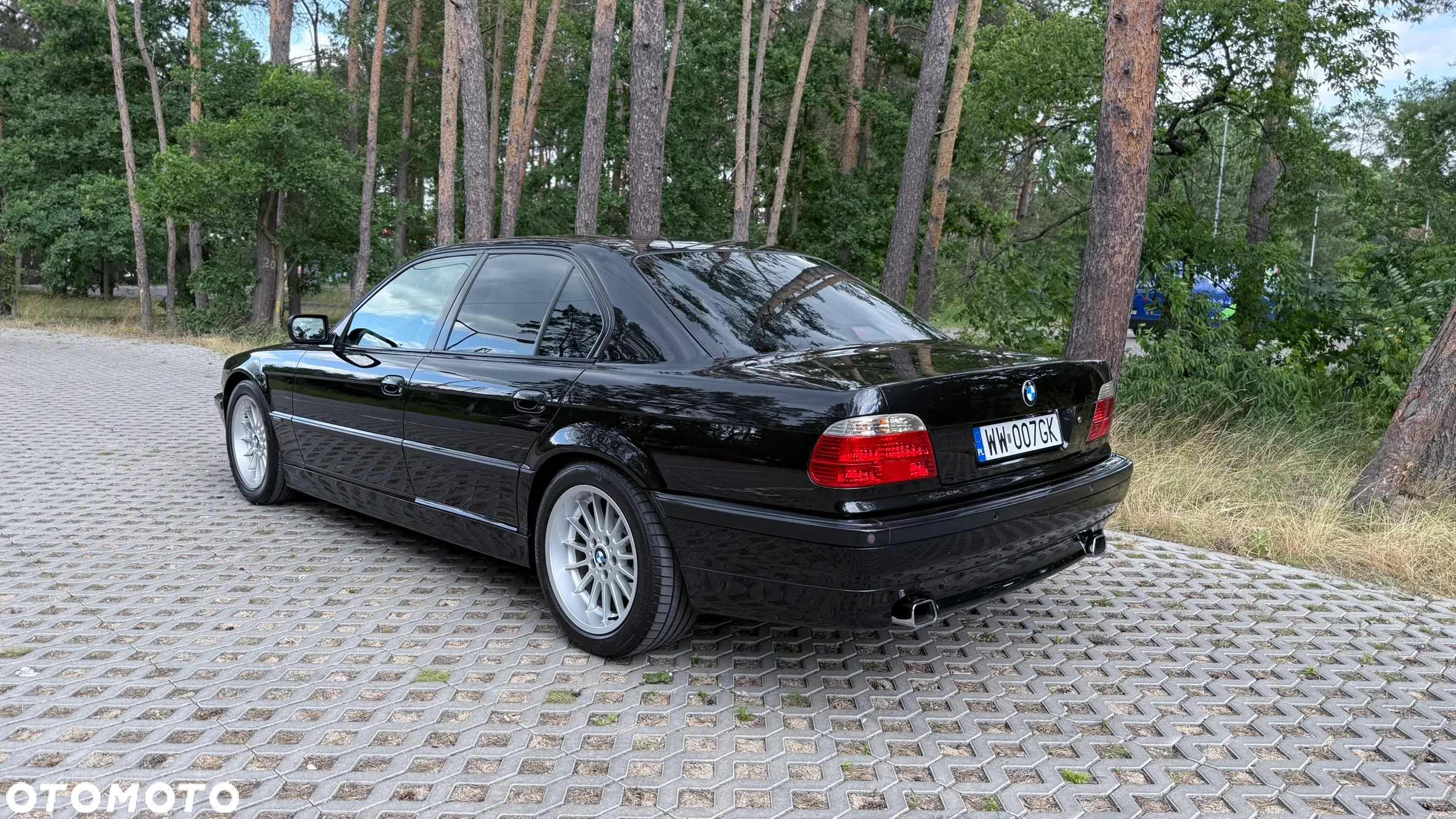 BMW Seria 7 740i - 5