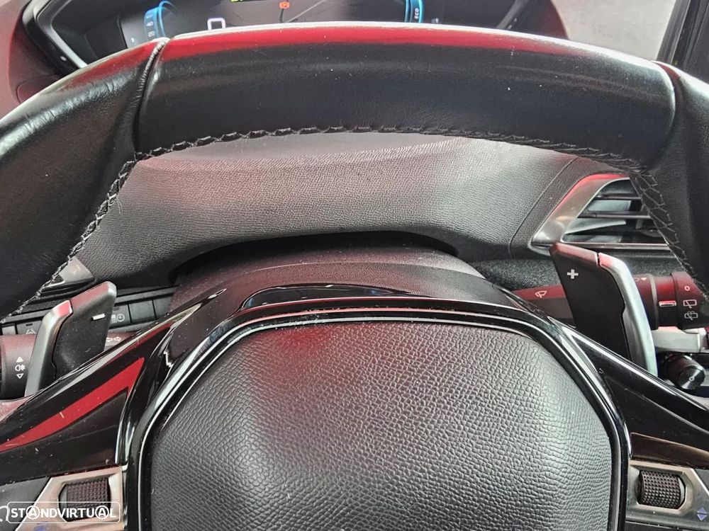 Peugeot 3008 1.6 Hybrid Allure Pack e-EAT8 - 11