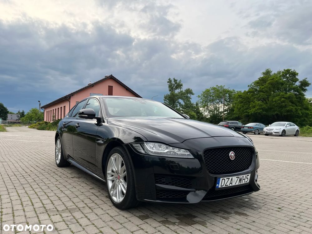 Jaguar XF 20d AWD R-Sport - 1