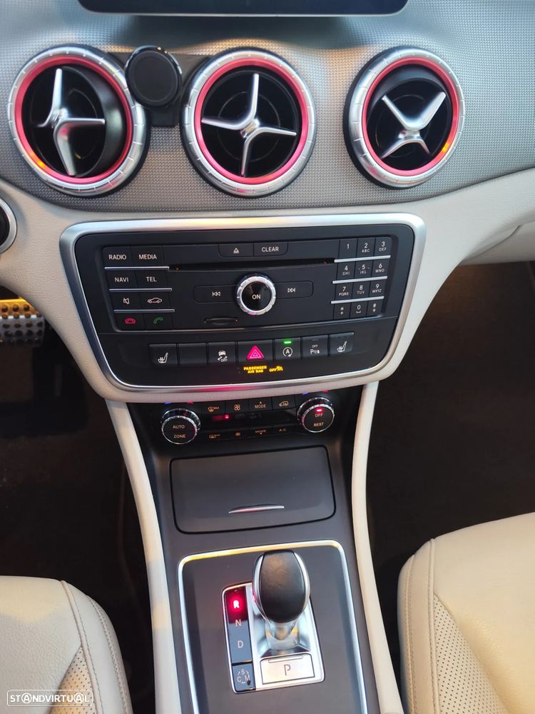 Mercedes-Benz CLA 45 AMG Shooting Brake 4-Matic - 15