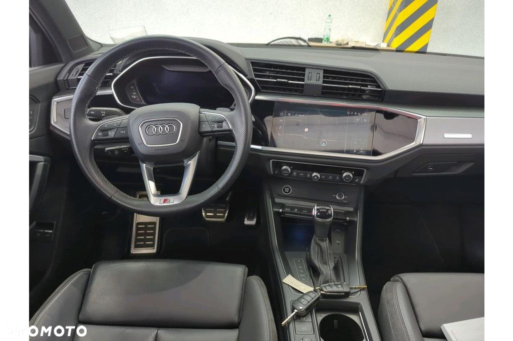 Audi Q3 - 10
