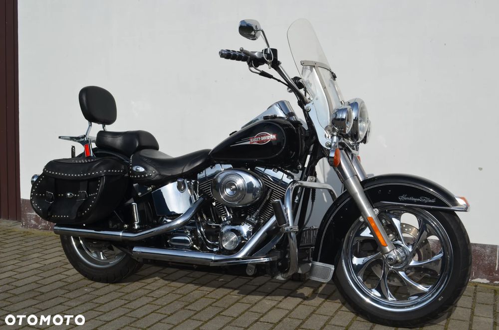 Harley-Davidson Softail Heritage Classic - 38