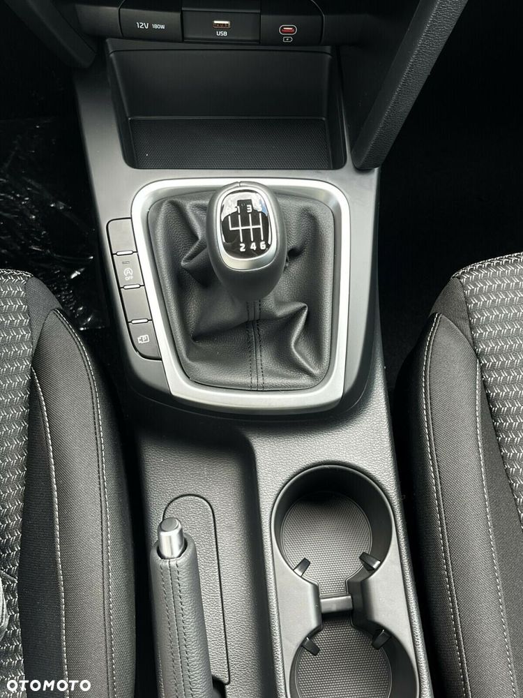 Kia XCeed 1.5 T-GDI M - 21