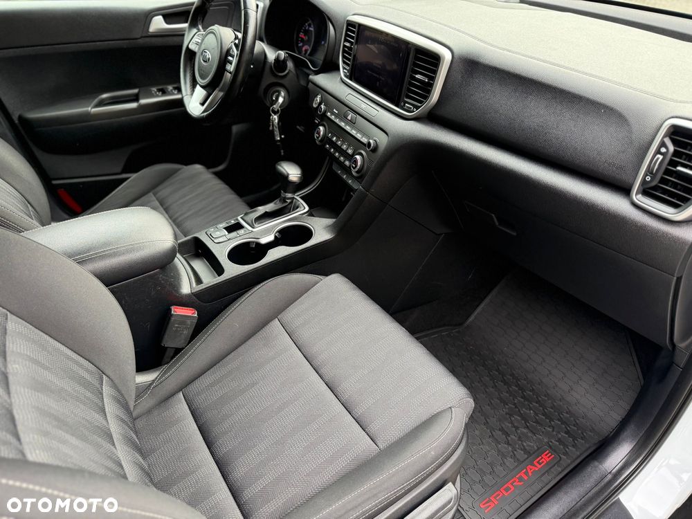 Kia Sportage 1.6 CRDI AWD Eco-Dynamics+ (48V M-H) DCT Black Edition - 28