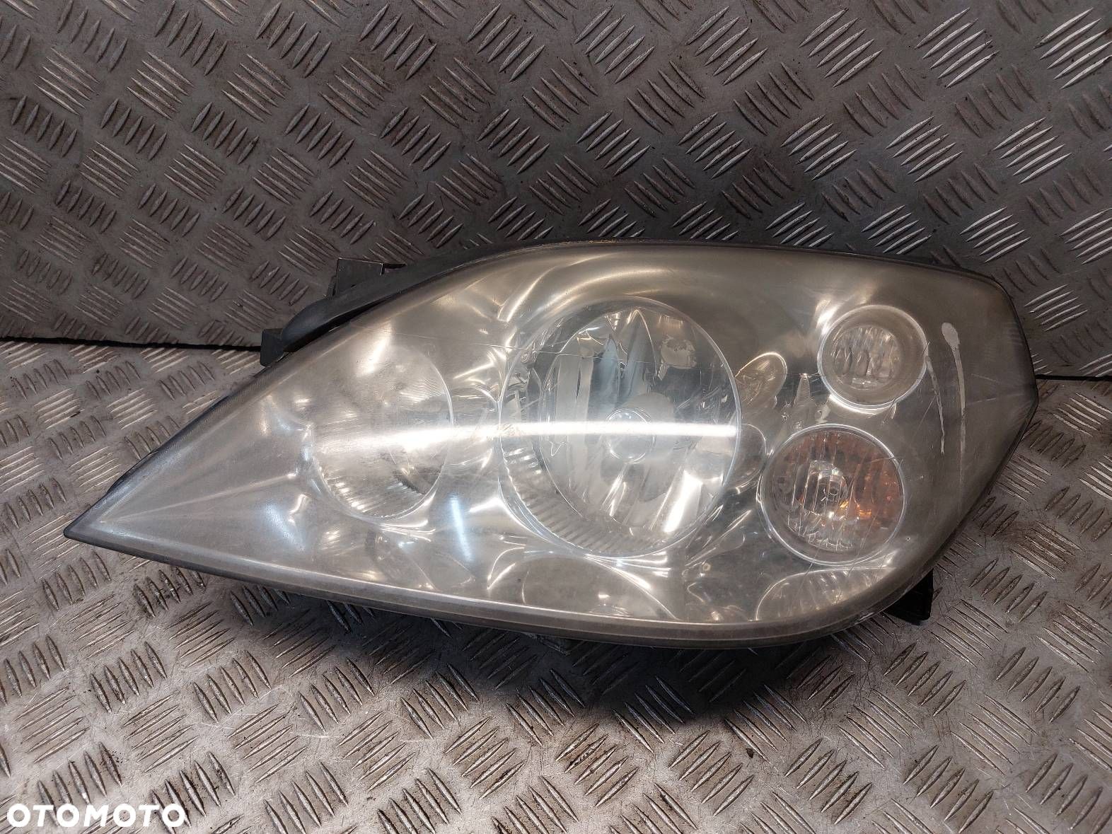 LAMPA LEWY PRZÓD PRZETWORNICA CZĘŚCI PRIMERA P12 - 1