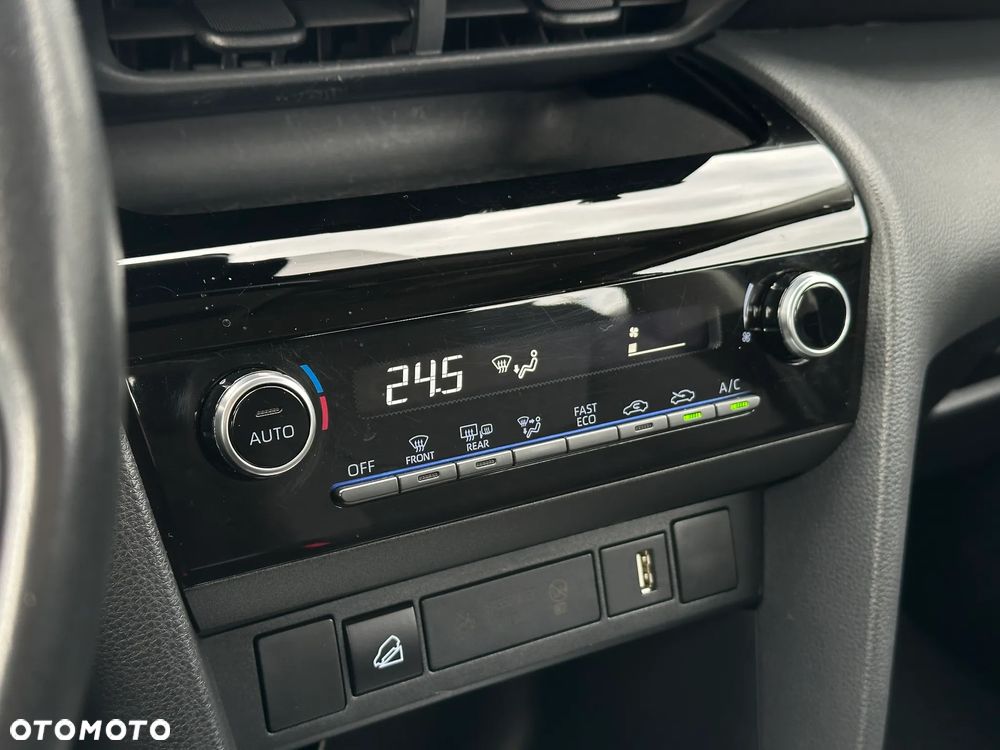 Toyota Yaris Cross Hybrid 1.5 Comfort AWD - 28