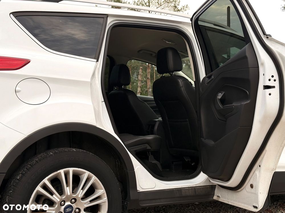 Ford Kuga - 19