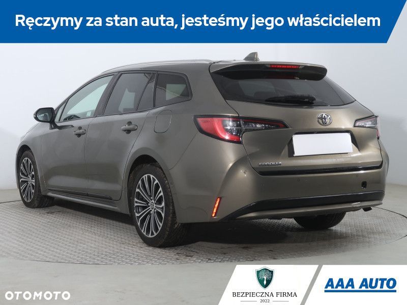 Toyota Corolla - 5