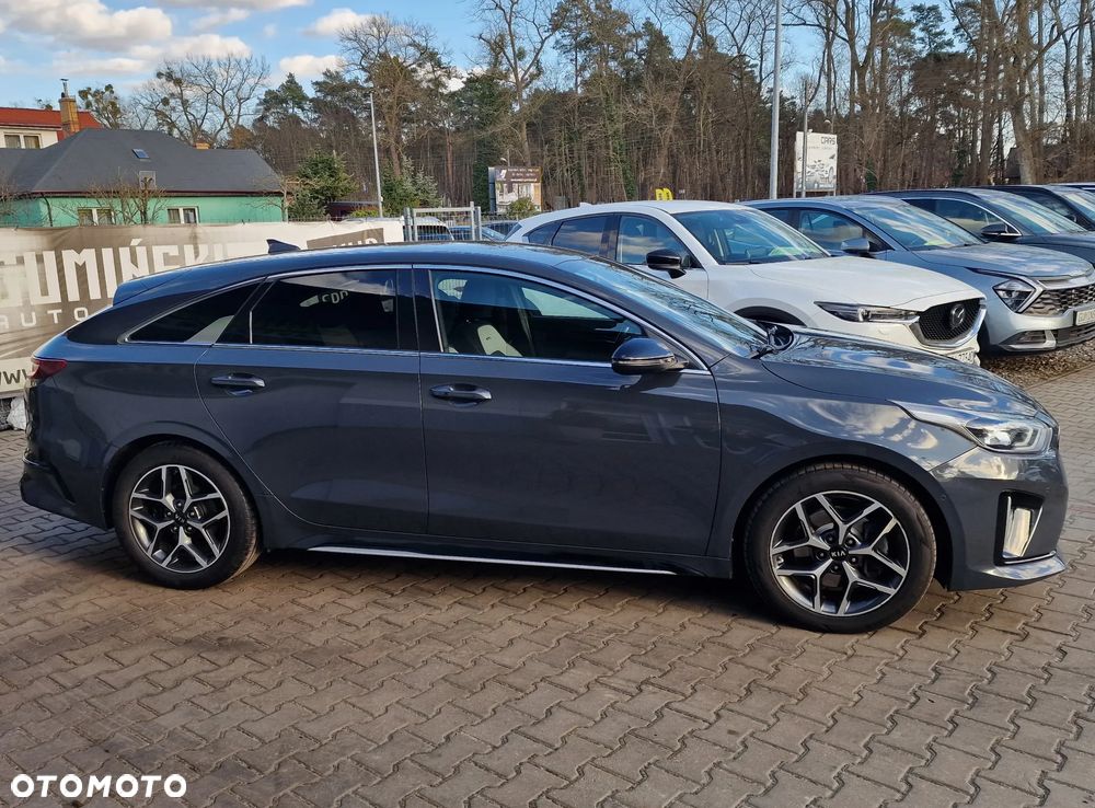 Kia ProCeed 1.6 CRDi DCT7 SCR GT LINE - 11