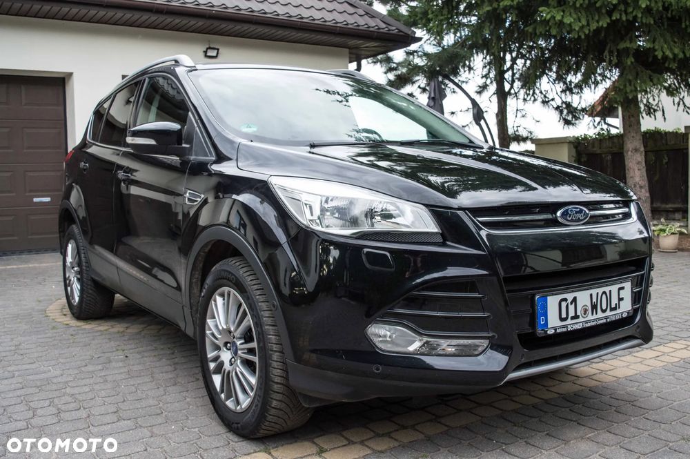 Ford Kuga 2.0 TDCi 2x4 Titanium - 1