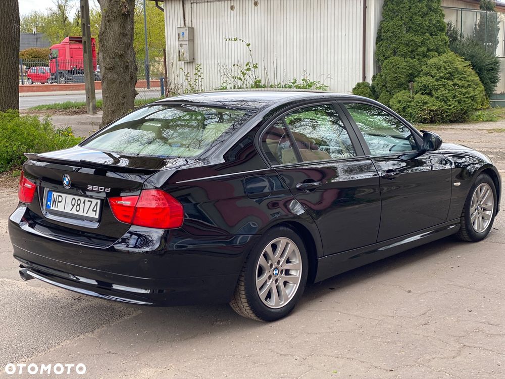 BMW Seria 3 320d - 8
