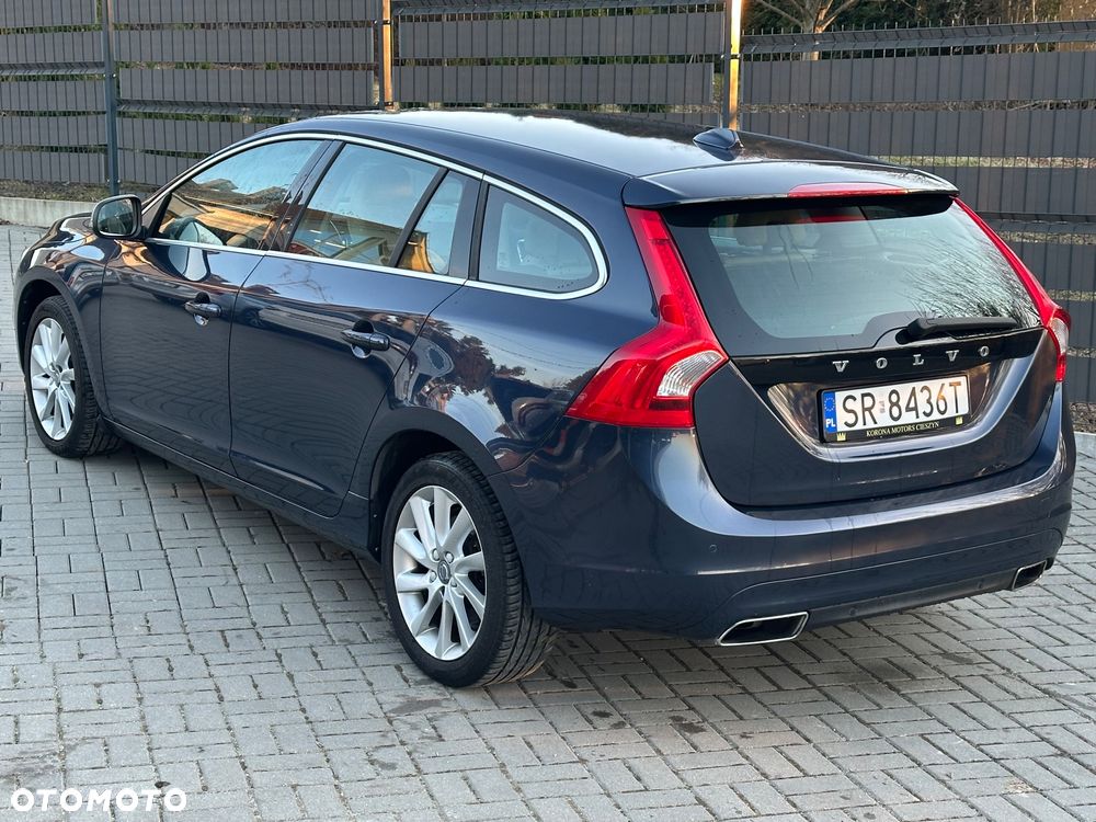 Volvo V60 D4 Momentum - 7